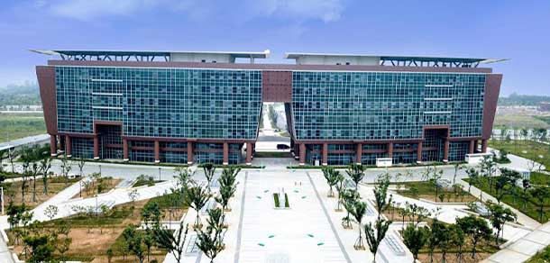 南京工業(yè)大學浦江學院 - 最美院校