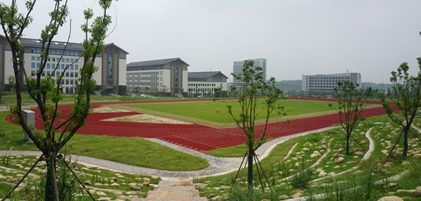 鎮(zhèn)江市高等?？茖W(xué)校 - 最美大學(xué)