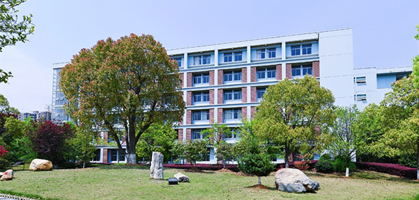 東華理工大學 - 最美大學