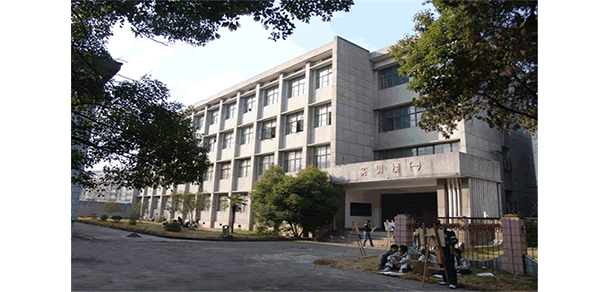 江西農(nóng)業(yè)工程職業(yè)學(xué)院 - 最美大學(xué)