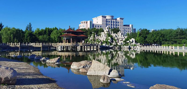 濰坊學院 - 最美大學