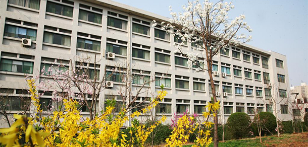 濟南工程職業(yè)技術(shù)學院 - 最美大學