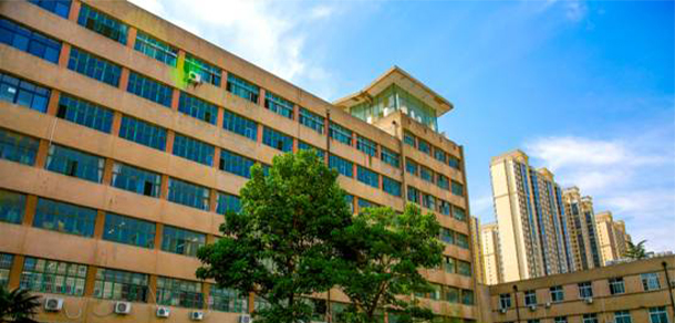 鄭州航空工業(yè)管理學院 - 最美大學
