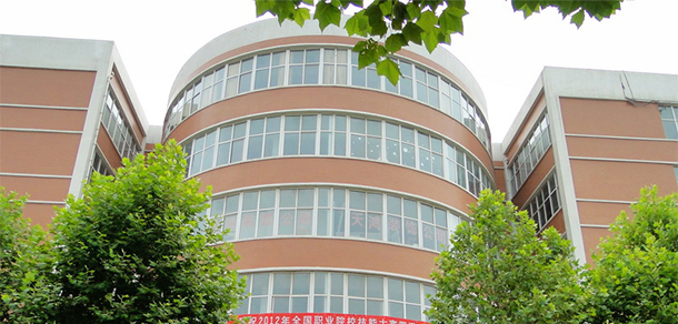 我的大學(xué)-大學(xué)志