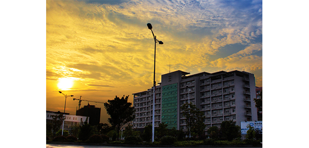 湖南財政經(jīng)濟(jì)學(xué)院 - 最美大學(xué)