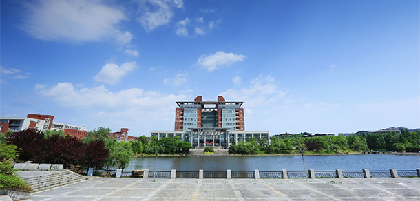 長(zhǎng)沙理工大學(xué) - 最美大學(xué)
