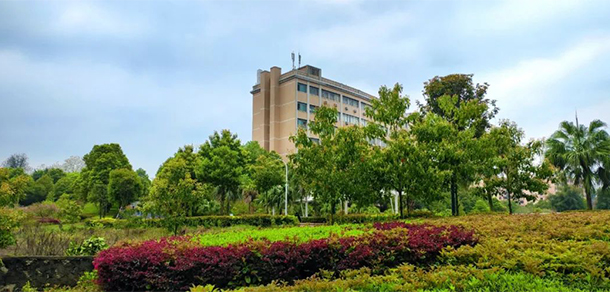 湖南工商職業(yè)學院 - 最美大學
