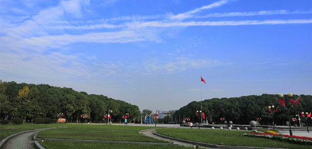江漢大學 - 最美大學