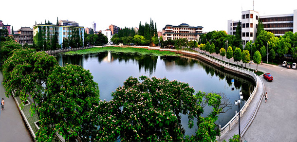 長江大學