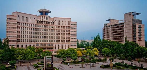 湖北工業(yè)大學工程技術(shù)學院 - 最美大學