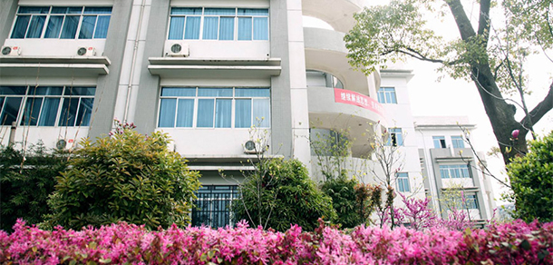 武漢華夏理工學(xué)院