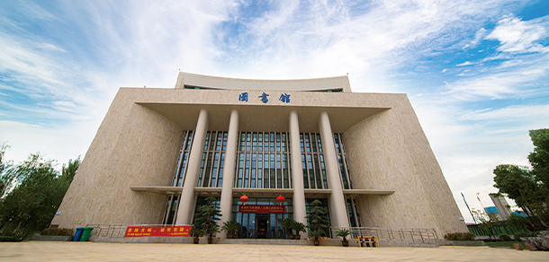 長江職業(yè)學院 - 最美大學