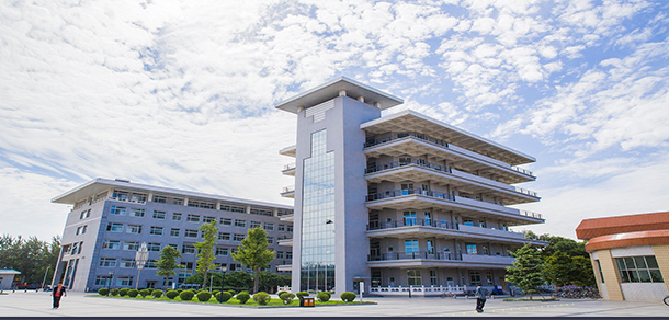 華北電力大學 - 最美大學