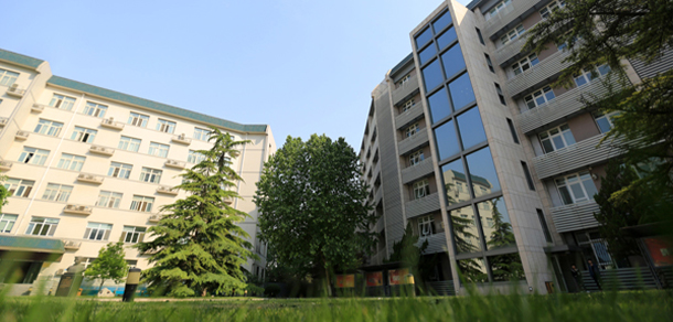 北京青年政治學院 - 最美院校