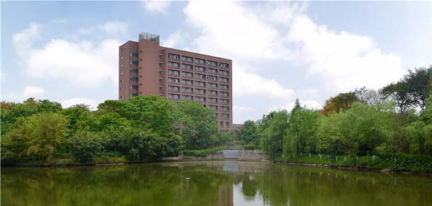 重慶機(jī)電職業(yè)技術(shù)大學(xué) - 最美院校