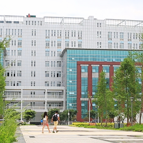 大學(xué)簡介