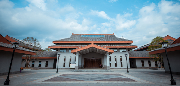 四川文化藝術(shù)學(xué)院 - 最美大學(xué)