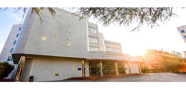 四川郵電職業(yè)技術學院 - 最美院校