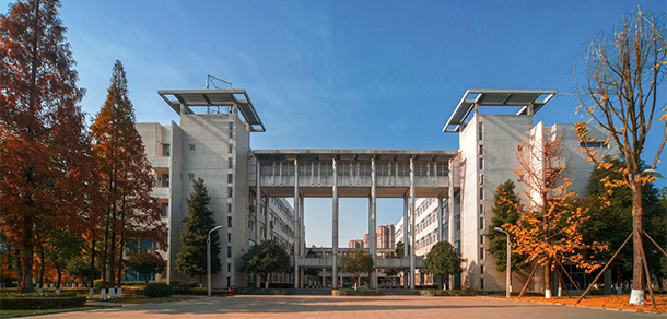 大學校志：校名、校標、校訓、?；铡⑿Ｆ?、校歌