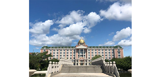 遼寧對外經貿學院 - 最美大學