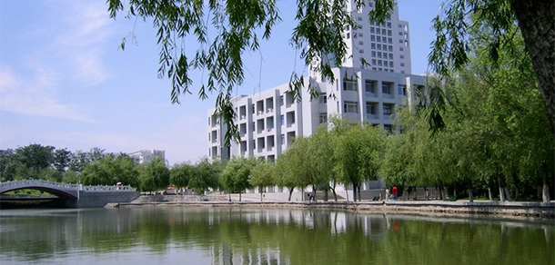 齊齊哈爾醫(yī)學院 - 最美大學