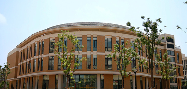 上海應用技術(shù)大學 - 最美大學